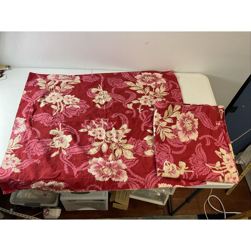 Pottery Barn Set of 2 Pillow Shams Standard Organic Cotton Red Pink Floral